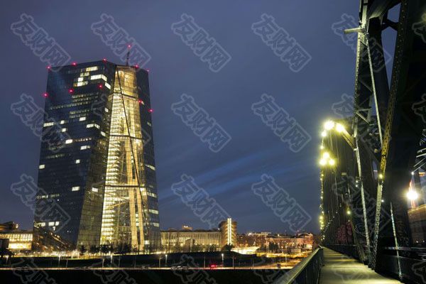 2024年10月12日:﻿调查显示：由于欧元区经济动荡 欧洲央行10月和12月将分别降息25个基点